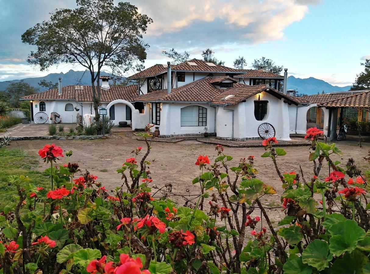 Sierra Alisos Hotel De Campo Hacienda Tambillo Alto Exterior photo