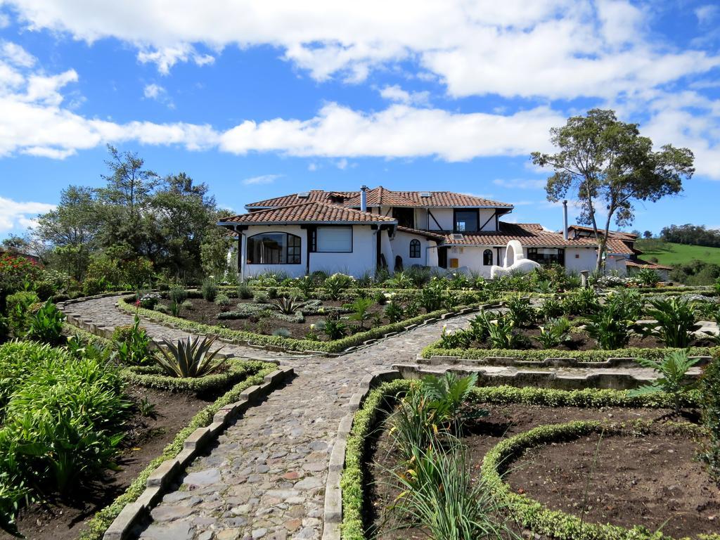 Sierra Alisos Hotel De Campo Hacienda Tambillo Alto Exterior photo